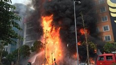 Vụ cháy quán karaoke gây thiệt hại nghiêm trọng về người và tài sản. Ảnh: QĐ