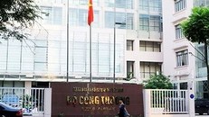 Bộ Công Thương yêu cầu báo cáo vụ phơi vi cá mập trên nóc đại sứ quán