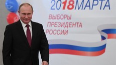 Putin thắng áp đảo, tiếp tục làm Tổng thống Nga