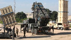 Tổ hợp tên lửa phòng không Patriot của Mỹ. Ảnh AFP