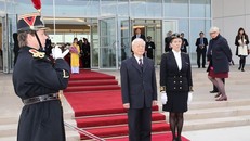 Lễ đón Tổng Bí thư Nguyễn Phú Trọng tại sân bay Quân sự Orly ở Thủ đô Paris. Ảnh: TTXVN