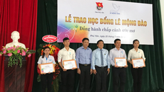 Quỹ Lê Mộng Đào tiếp tục đồng hành cùng các SV-HS tại 5 tỉnh thành