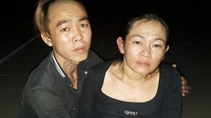 Trỉ và Tâm sau khi bị bắt. 