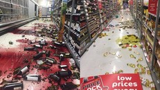 Trung tâm Khảo sát Địa chất Mỹ (USGS) cho biết trận động đất mạnh 7,4 độ Richter xảy ra đầu giờ sáng 14/11 (khoảng 18h ngày 13/11 giờ Hà Nội), ở cách thành phố Christchurch thuộc Đảo Nam 95 km. 