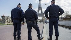 Hai cụ bà Qatar bị cướp 5,3 triệu USD trên cao tốc Paris