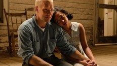 Loving chú trọng vào tính nhân văn, tập trung khắc họa tình yêu thương giữa hai vợ chồng, song song với cuộc đấu tranh đòi lại công lý.