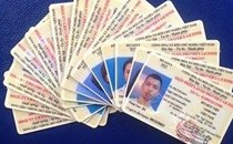 Đổi bằng lái sang vật liệu PET: 'Rắc rối, phiền hà cho dân'