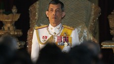 Thái tử Maha Vajiralongkorn sẽ gặp Chủ tịch Quốc hội Thái Lan để chấp nhận lời mời kế vị. Ảnh: Getty.