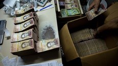 Venezuela sắp in tiền có mệnh giá đến 20.000 bolivar
