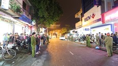 Lực lượng công an phong tỏa hiện trường sau khi vụ cướp ngân hàng xảy ra.