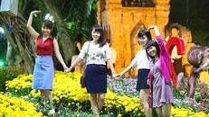 Hội hoa xuân Bính Thân năm 2016 tại công viên Tao Đàn. 