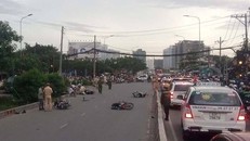 Cảnh sát phong tỏa hiện trường tai nạn.