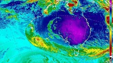 Nắng nóng tấn công Australia trên diện rộng. Vùng màu tím là nơi có mức nhiệt từ 40 độ C trở lên. Ảnh: Cục Khí tượng Australia.