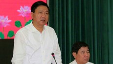 Bí thư Đinh La Thăng phát biểu tại hội nghị tổng kết giữa TP.HCM và Gia Lai sáng 18/4. 