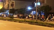 Quán karaoke Gió Lộng nơi xảy ra vụ việc nằm ở Trung tâm thị trấn Đầm Hà, huyện Đầm Hà. 