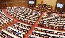 Quốc hội làm việc thêm giờ