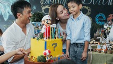 Khoảnh khắc sum vầy của gia đình Hồ Ngọc Hà. Dù đã ly dị, mỗi năm, họ đều tái hợp để tổ chức sinh nhật cho con. Ảnh: Vietnamnet 