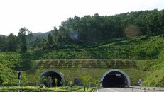 Từ ngày mai hầm Hải Vân sẽ đóng 30 phút vào buổi trưa để đơn vị thi công nổ mìn