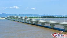 Cầu vượt biển có sai sót trong thi công.