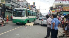 Đang đi đường, rụng rời thấy vợ sắp cưới nằm dưới bánh xe buýt