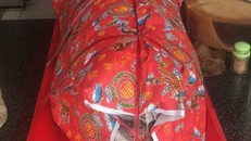 Người dân “cúng lợn” ăn mừng trạm Cai Lậy xả trạm