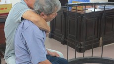 Ngồi tù 8 năm ở tuổi “thất tuần” vì hiếp dâm trẻ em