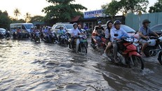 Xuất hiện mưa rào xua tan oi bức ở Bắc Bộ