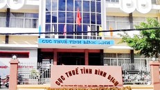 Bình Định: Trưởng phòng Thanh tra Thuế bị bắt quả tang nhận tiền hối lộ