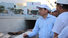 Chủ tịch Đà Nẵng: Thưởng nóng nếu hoàn thành hầm chui kịp phục vụ APEC
