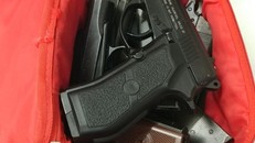 Tang vật súng cơ quan công an thu giữ được. Ảnh: Vietnamnet