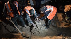 Phát hiện 2 hố chôn tập thể các nạn nhân của IS tại Raqqa, Syria