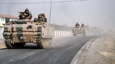 Thủ tướng Thổ Nhĩ Kỳ: Lực lượng bộ binh tiến hành 'hoạt động cần thiết' tại Syria