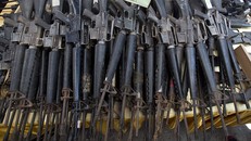 Vũ khí Mỹ được bán tràn lan trên các trang mạng khủng bố tại Syria