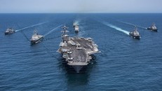 Tàu sân bay USS Carl Vinson 