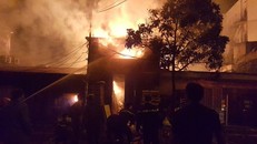 Hiện trường vụ hỏa hoạn. Ảnh: Tuổi Trẻ