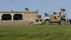 Chiến sự Syria: Dân quân Raqqa tấn công căn cứ quân sự Mỹ