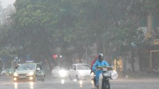 Thời tiết ngày 6/5: Trung Bộ nắng nóng trên 38 độ