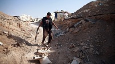 Chiến sự Syria: Lữ đoàn Omari của FSA quay súng ủng hộ quân chính phủ