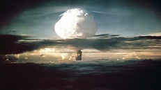 Mỹ rút khỏi INF: 'Ông Trump không nên vặn ngược kim đồng hồ'