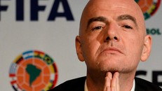 Chủ tịch FIFA Gianni Infantino: Từ nhà cách mạng thành kẻ giật dây tham nhũng?