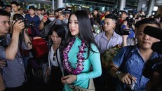 Tân hoa hậu Trái đất Phương Khánh về nước