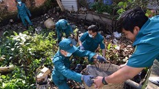 Quận 7 ra quân tổng dọn vệ sinh, khơi thông dòng chảy