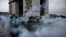 Bà Le Pen: 'Khủng hoảng tại Pháp chỉ có thể giải quyết bằng các biện pháp chính trị'