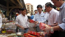 Nỗi lo thực phẩm bẩn giáp Tết Nguyên đán