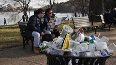 Các địa điểm tham quan của Mỹ ngập tràn rác thải do chính phủ đóng cửa