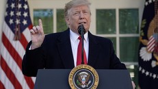 Ông Trump không hài lòng với con số 23 tỷ USD cho bức tường biên giới