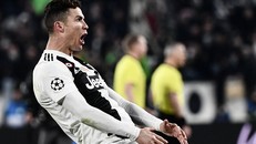Ronaldo chuẩn bị nhận án phạt của UEFA sau màn ăn mừng quá khích