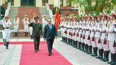 Xây dựng Bộ Công an theo hướng 'Bộ tinh, tỉnh mạnh, huyện toàn diện, xã bám cơ sở'