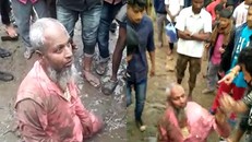 Ấn Độ: Ép người Hồi giáo ăn thịt lợn do nghi bán thịt bò