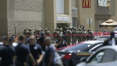 Xả súng trong siêu thị Mỹ, 20 người thiệt mạng